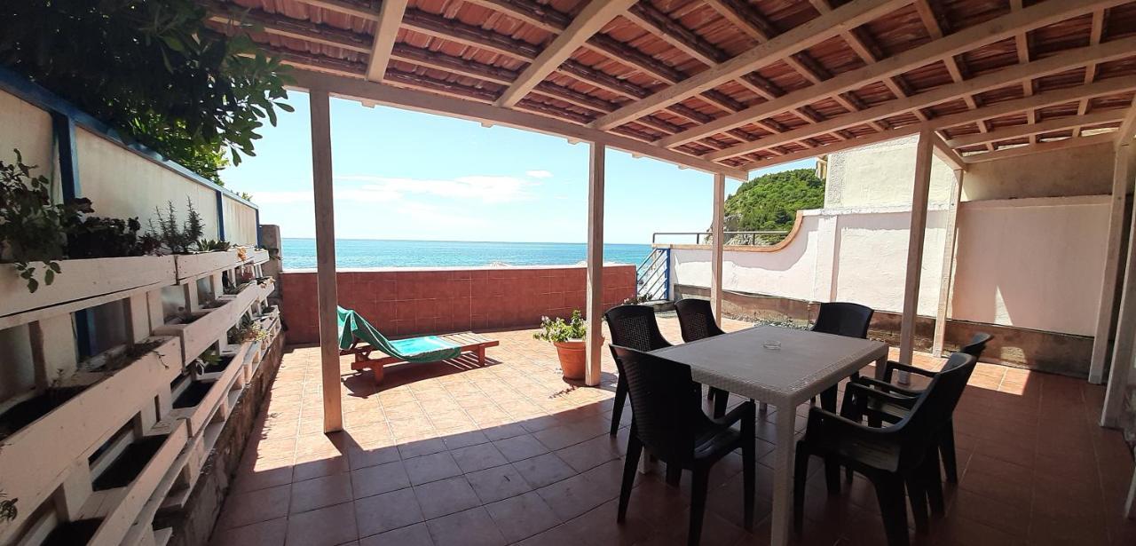 Beach House Buljarica Petrovac Exteriör bild