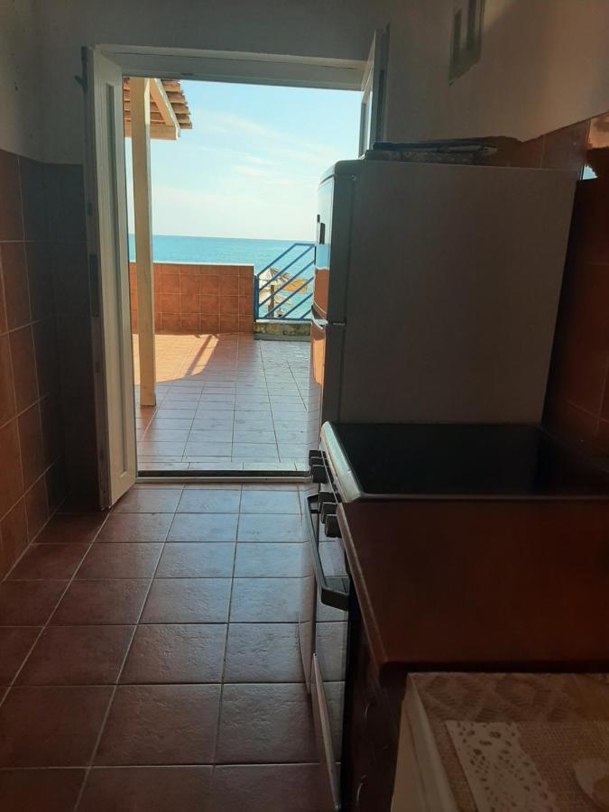 Beach House Buljarica Petrovac Exteriör bild